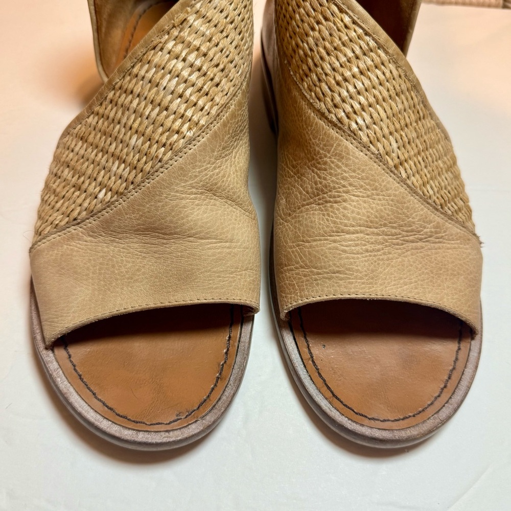 Free People Mont Blanc Textured Sandals Tan Euro Size 39/US 8.5 - Picture 3 of 14